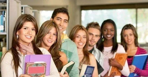 【新加坡留学指南】各年龄留学申请时间，要求及学费